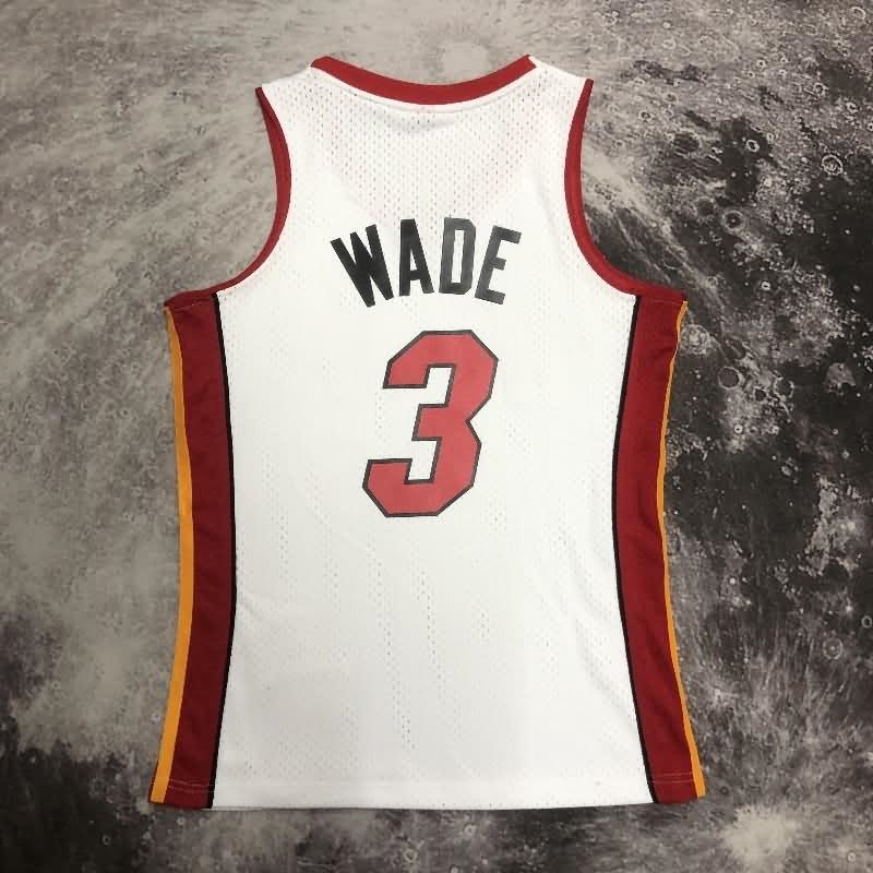 Miami Heat 2005/06 White Classics Basketball Jersey (Hot Press)