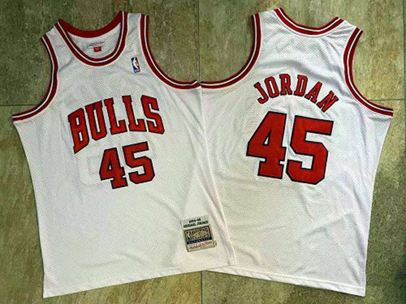 Chicago Bulls 1994/95 JORDAN #45 White Classics Basketball Jersey (Closely Stitched)