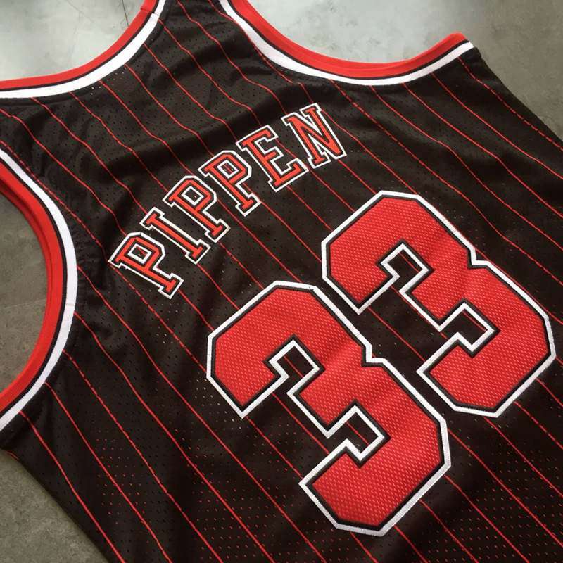 Chicago Bulls 1995/96 PIPPEN #33 Black Classics Basketball Jersey (Closely Stitched)