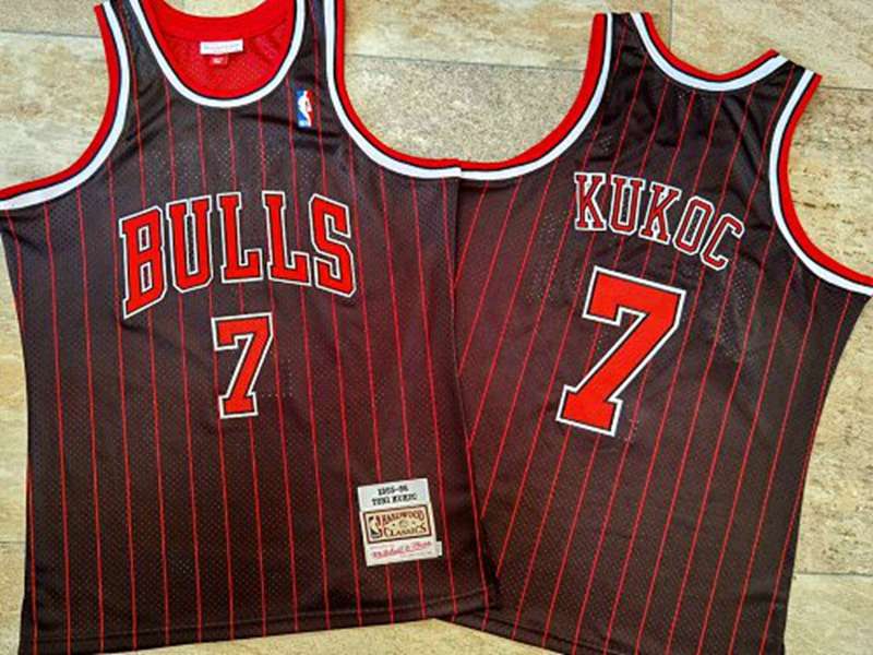 Chicago Bulls 1995/96 KUKOC #7 Black Classics Basketball Jersey (Closely Stitched)