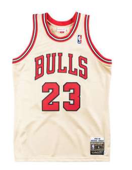 Chicago Bulls 1995/96 JORDAN #23 White Classics Basketball Jersey (Stitched)