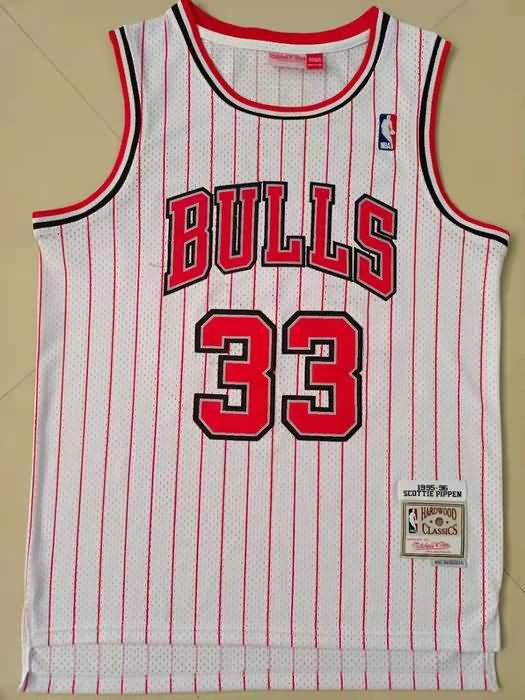 Chicago Bulls 1995/96 PIPPEN #33 White Classics Basketball Jersey (Stitched)