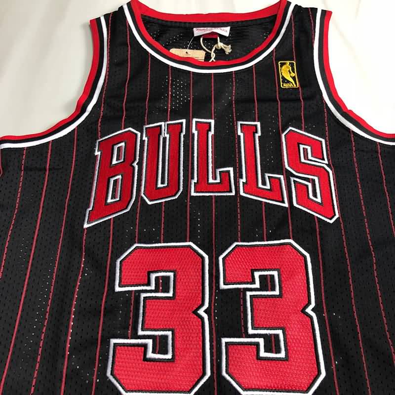 Chicago Bulls 1996/97 PIPPEN #33 Black Classics Basketball Jersey (Closely Stitched)