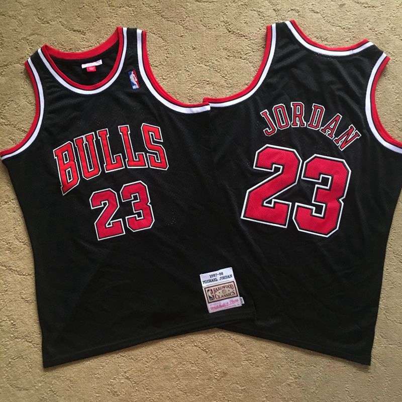 Chicago Bulls 1997/98 JORDAN #23 Black Classics Basketball Jersey 02 (Closely Stitched)