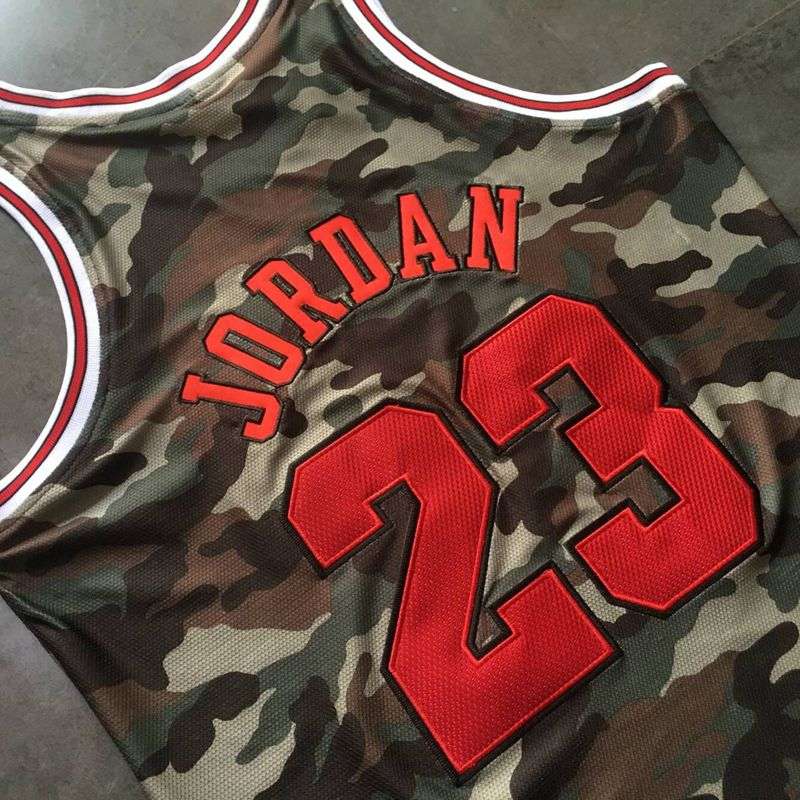 Chicago Bulls 1997/98 JORDAN #23 Camouflage Classics Basketball Jersey (Closely Stitched)