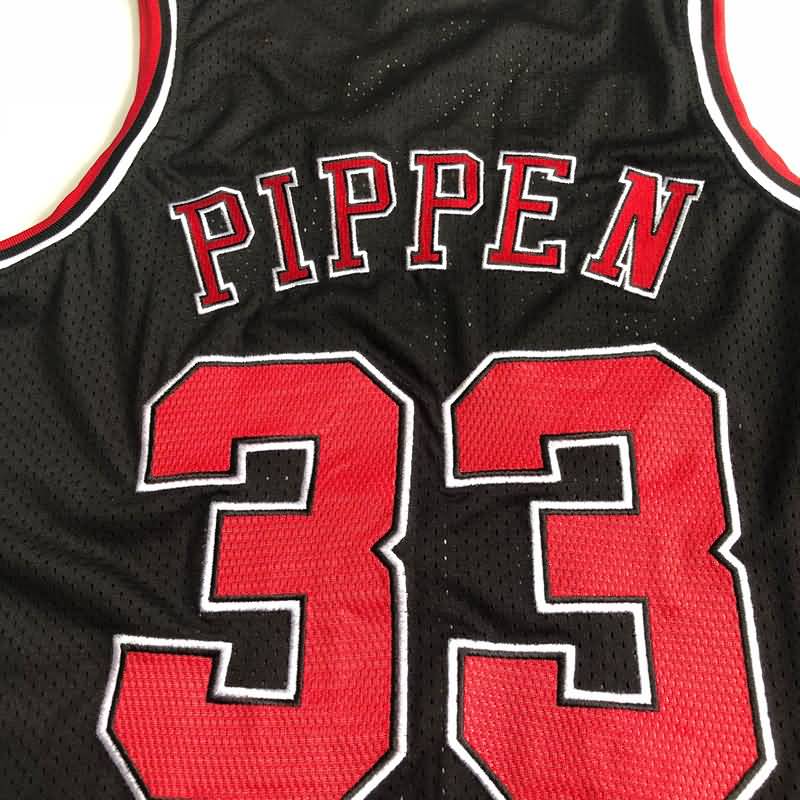 Chicago Bulls 1997/98 PIPPEN #33 Black Champion Classics Basketball Jersey (Closely Stitched)