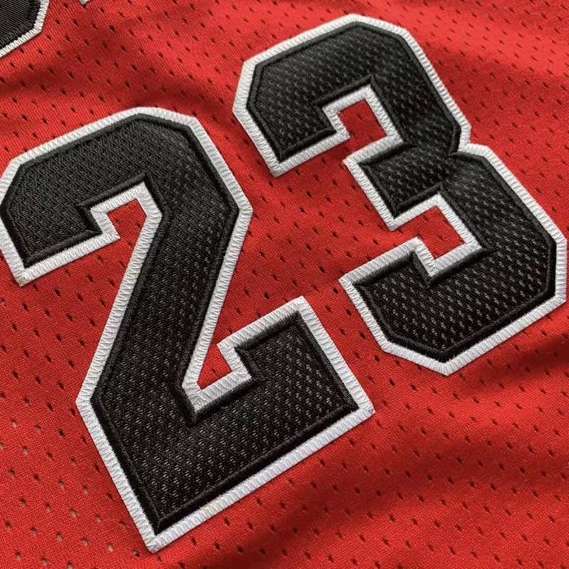 Chicago Bulls 1997/98 JORDAN #23 Red Classics Basketball Jersey (Closely Stitched)