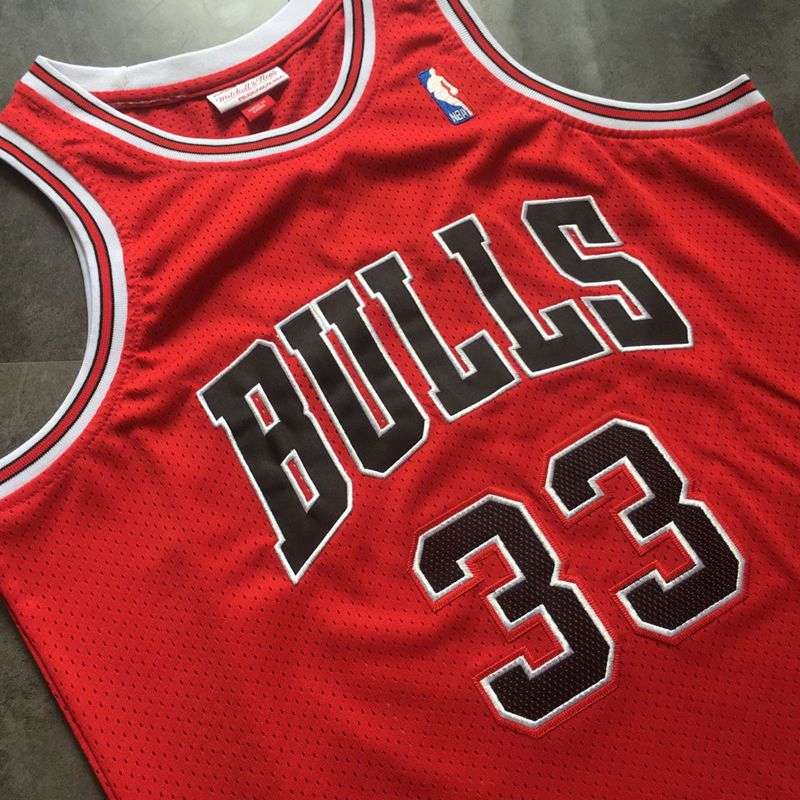 Chicago Bulls 1997/98 PIPPEN #33 Red Classics Basketball Jersey (Closely Stitched)