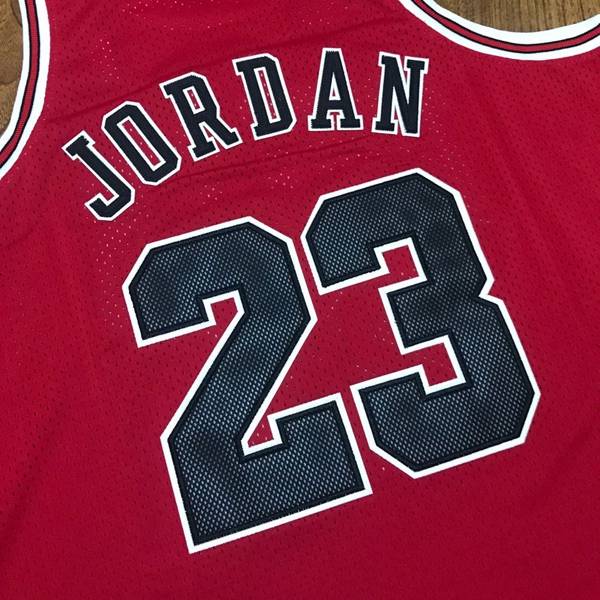 Chicago Bulls 1997/98 JORDAN #23 Red Finals Classics Basketball Jersey (Closely Stitched)