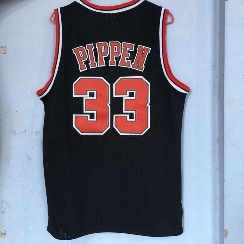 Chicago Bulls 1997/98 PIPPEN #33 Black Classics Basketball Jersey (Stitched)