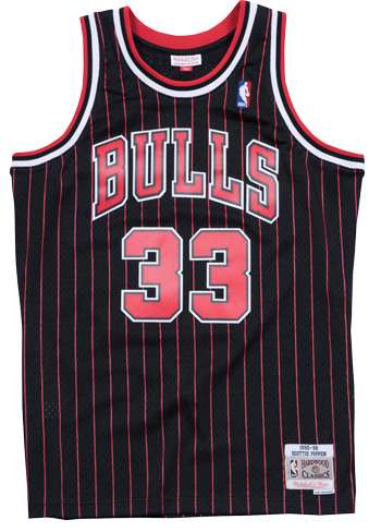 Chicago Bulls 1997/98 PIPPEN #33 Black Classics Basketball Jersey 02 (Stitched)