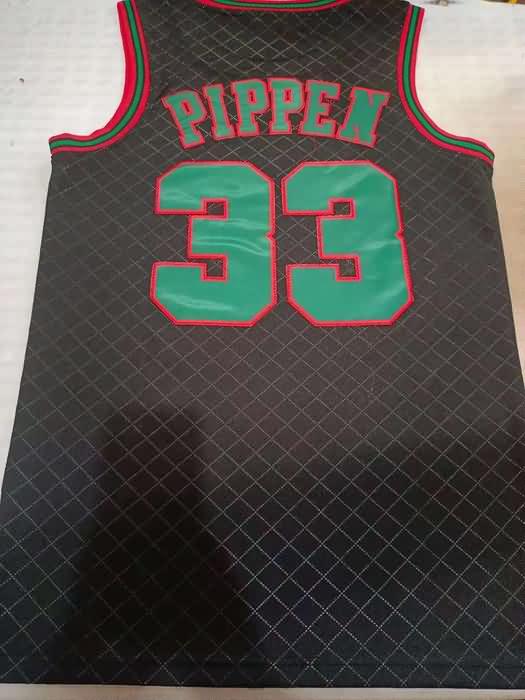 Chicago Bulls 1997/98 PIPPEN #33 Black Classics Basketball Jersey 03 (Stitched)