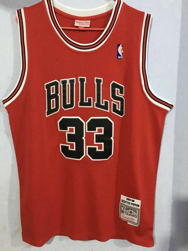 Chicago Bulls 1997/98 PIPPEN #33 Red Classics Basketball Jersey (Stitched)