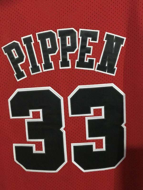 Chicago Bulls 1997/98 PIPPEN #33 Red Classics Basketball Jersey (Stitched)