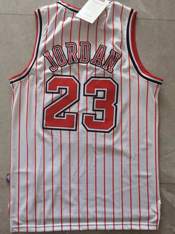 Chicago Bulls 1997/98 JORDAN #23 White Classics Basketball Jersey 02 (Stitched)