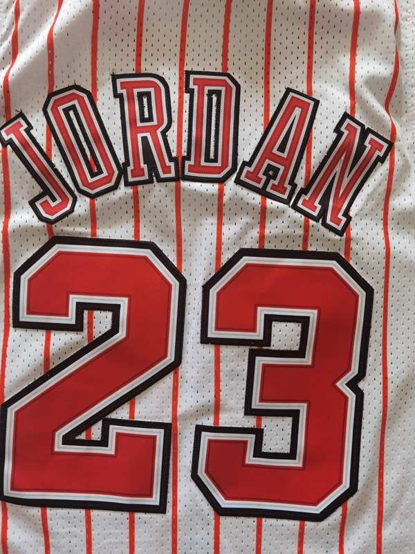 Chicago Bulls 1997/98 JORDAN #23 White Classics Basketball Jersey 02 (Stitched)