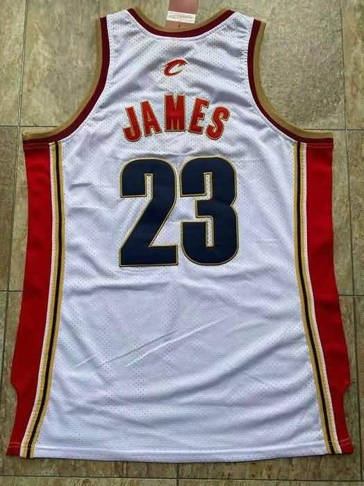 Cleveland Cavaliers 2003/04 JAMES #23 White Classics Basketball Jersey (Closely Stitched)