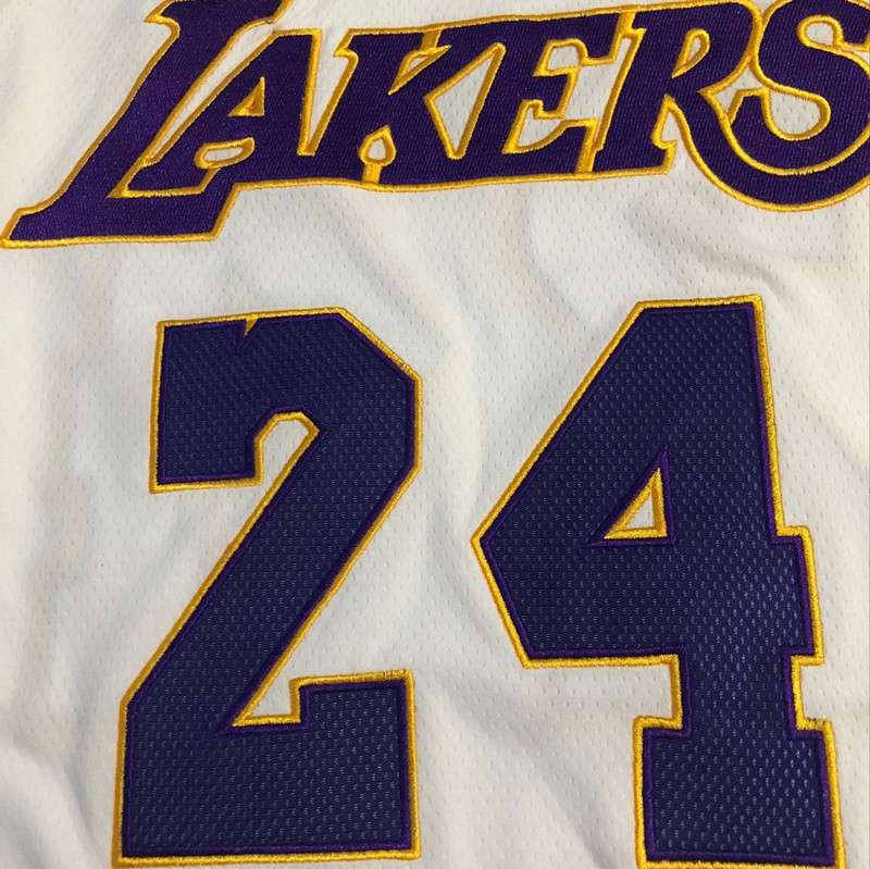 Los Angeles Lakers 2008/09 BRYANT #24 White Classics Basketball Jersey (Closely Stitched)