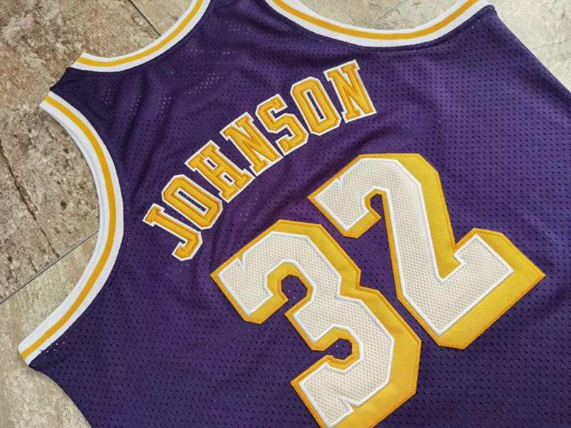 Los Angeles Lakers 1984/85 JOHNSON #32 Purple Classics Basketball Jersey 2 (Closely Stitched)