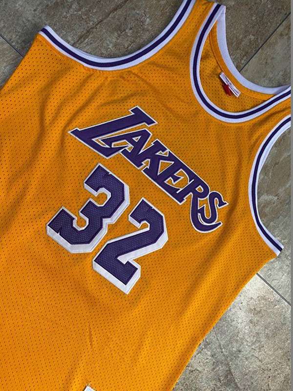 Los Angeles Lakers 1984/85 JOHNSON #32 Yellow Classics Basketball Jersey (Closely Stitched)