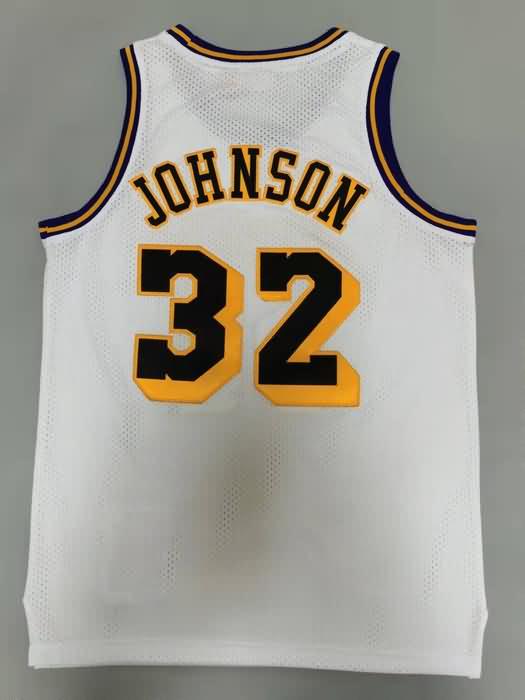 Los Angeles Lakers 1984/85 JOHNSON #32 White Classics Basketball Jersey (Stitched)