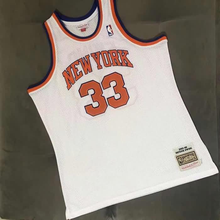 New York Knicks 1985/86 EWING #33 White Classics Basketball Jersey (Closely Stitched)