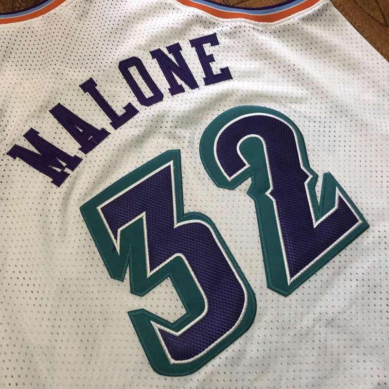 Utah Jazz 1996/97 MALONE #32 White Classics Basketball Jersey (Closely Stitched)