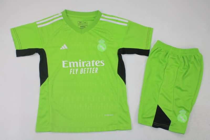 Real Madrid 23/24 Kids Goalkeeper Green Soccer Jersey And Shorts