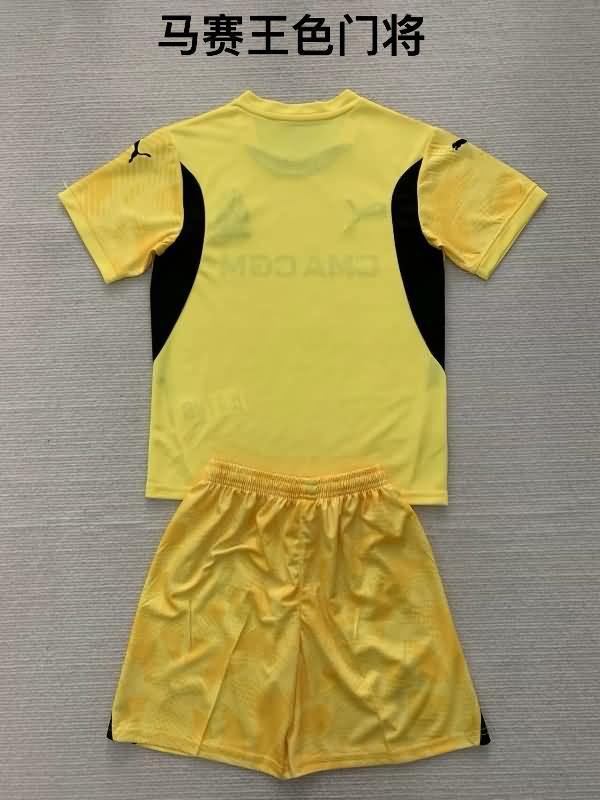 Marseilles 24/25 Kids Goalkeeper Yellow Soccer Jersey And Shorts