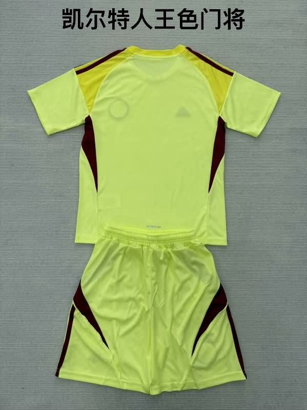 Celtic 25/26 Kids Goalkeeper Yellow Soccer Jersey And Shorts