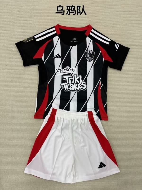 Club de Cuervos 25/26 Kids Home Soccer Jersey And Shorts Club de Cuervos 25/26 Kids Home Soccer Jersey And Shorts
