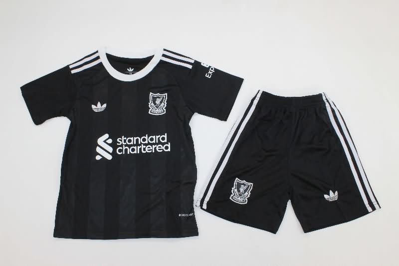 Liverpool 25/26 Kids Goalkeeper Black Soccer Jersey And Shorts 02 Liverpool 25/26 Kids Goalkeeper Black Soccer Jersey And Shorts 02