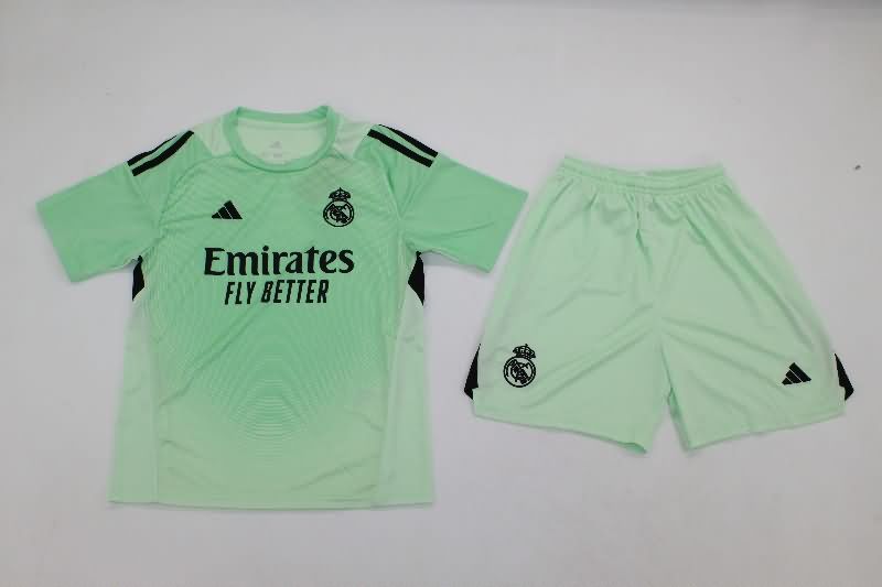 Real Madrid 25/26 Kids Goalkeeper Green Soccer Jersey And Shorts Real Madrid 25/26 Kids Goalkeeper Green Soccer Jersey And Shorts
