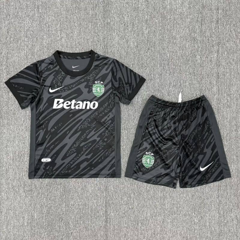Sporting Lisbon 25/26 Kids Goalkeeper Black Soccer Jersey And Shorts Sporting Lisbon 25/26 Kids Goalkeeper Black Soccer Jersey And Shorts