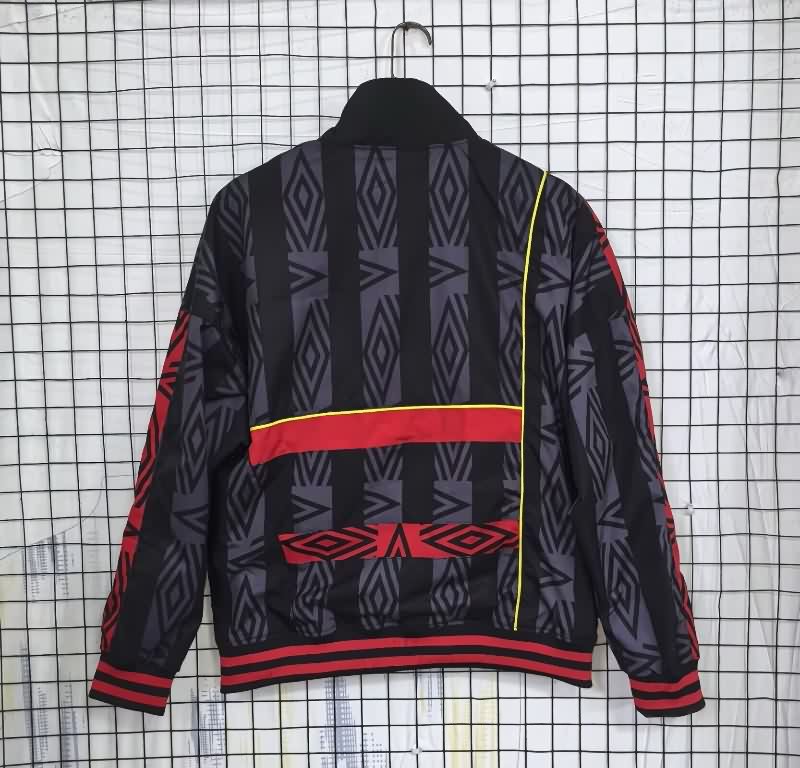 AAA(Thailand) Manchester United 25/26 Black Soccer Windbreaker 02