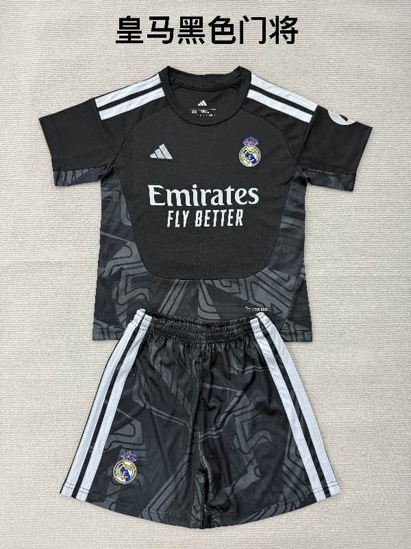Real Madrid 26/27 Goalkeeper Black Soccer Jersey