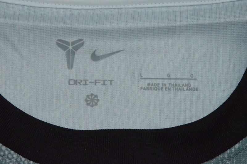AAA(Thailand) Barcelona 26/27 Goalkeeper Grey Soccer Jersey