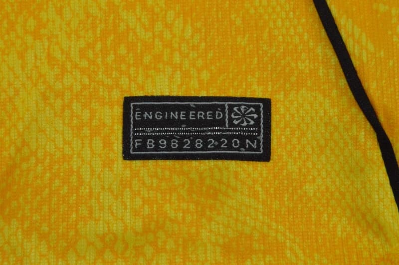 AAA(Thailand) Barcelona 26/27 Goalkeeper Yellow Soccer Jersey