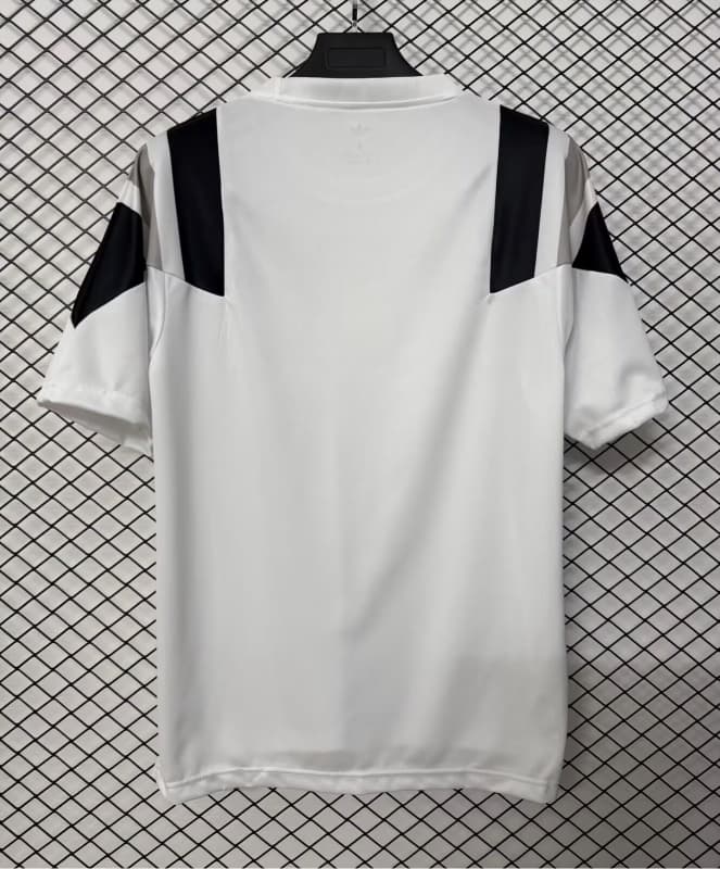 AAA(Thailand) Juventus 26/27 Training Soccer Jersey 02