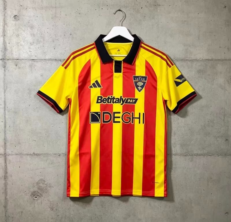 AAA(Thailand) Lecce 26/27 Home Soccer Jersey