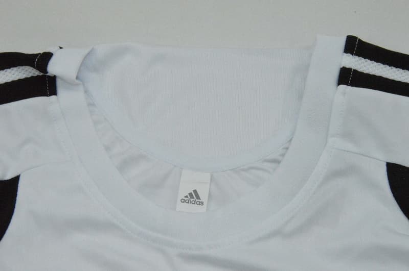 AAA(Thailand) Liverpool 26/27 Training Soccer Jersey 04