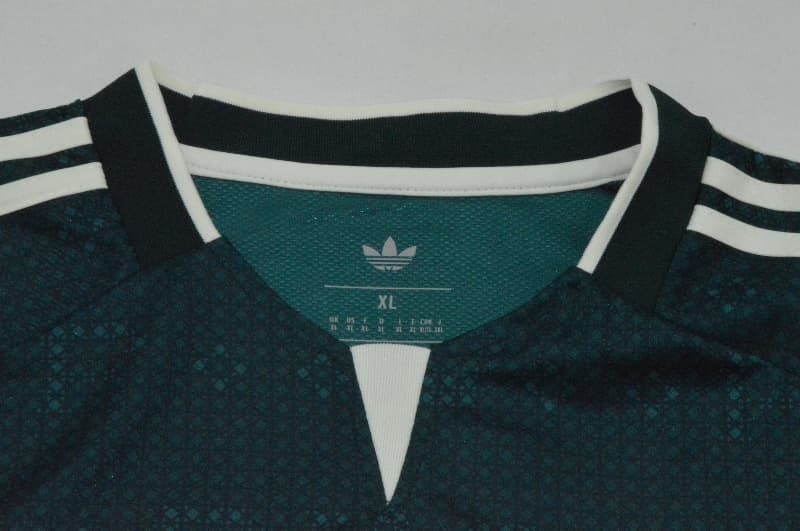 AAA(Thailand) Real Madrid 26/27 Away Long Sleeve Soccer Jersey
