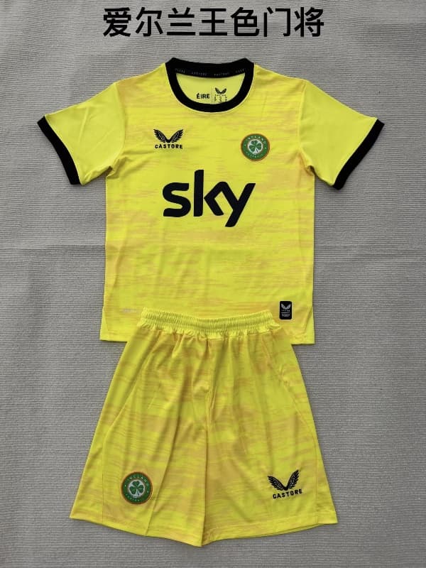 Ireland 2026 Kids Goalkeeper Yellow Soccer Jersey And Shorts Ireland 2026 Kids Goalkeeper Yellow Soccer Jersey And Shorts