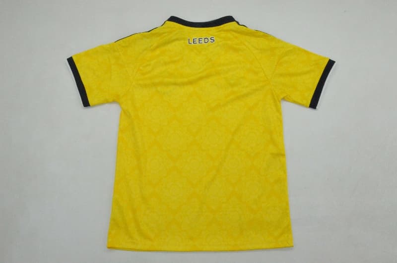 Leeds United 26/27 Kids Away Soccer Jersey And Shorts