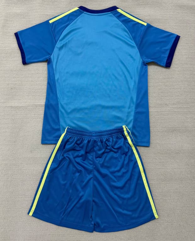 Leeds United 26/27 Kids Goalkeeper Blue Soccer Jersey And Shorts