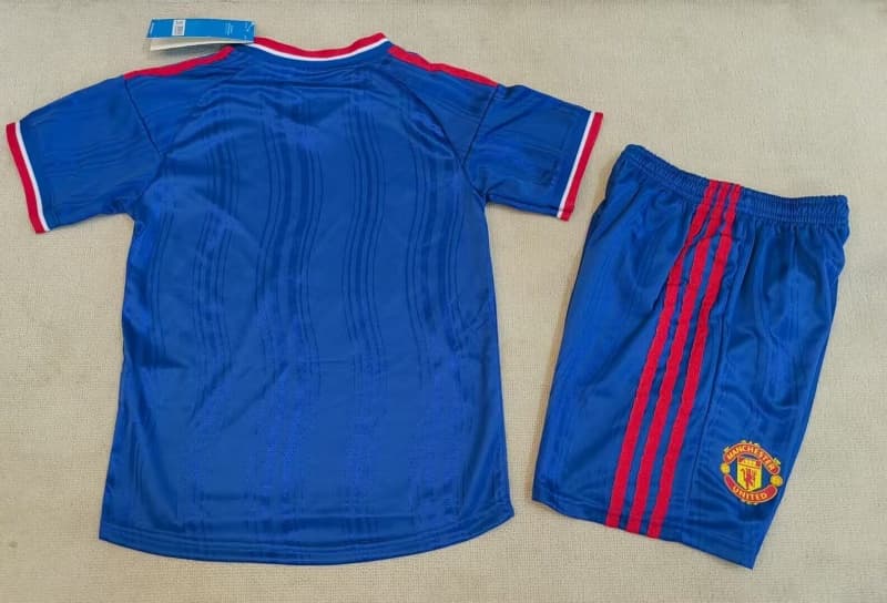 Manchester United 26/27 Kids Away Soccer Jersey And Shorts (Player)