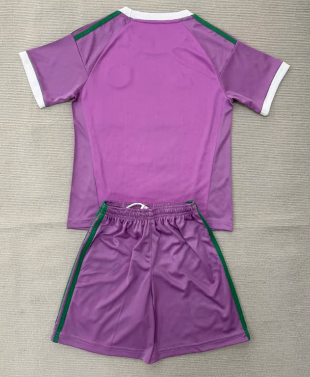 Manchester United 26/27 Kids Goalkeeper Purple Soccer Jersey And Shorts