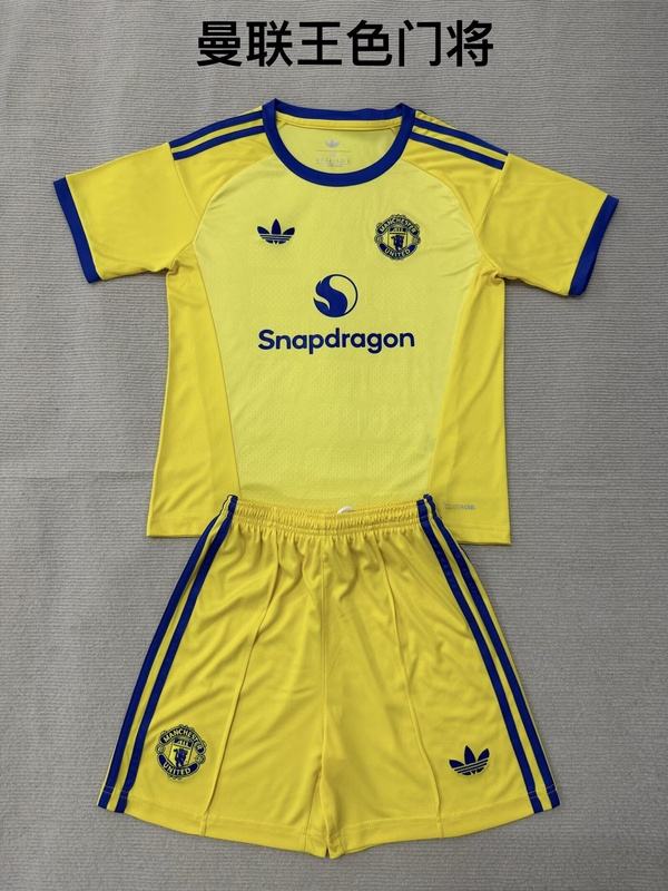 Manchester United 26/27 Kids Goalkeeper Yellow Soccer Jersey And Shorts Manchester United 26/27 Kids Goalkeeper Yellow Soccer Jersey And Shorts