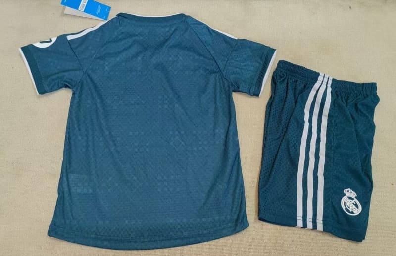 Real Madrid 26/27 Kids Away Soccer Jersey And Shorts (Player) Leaked