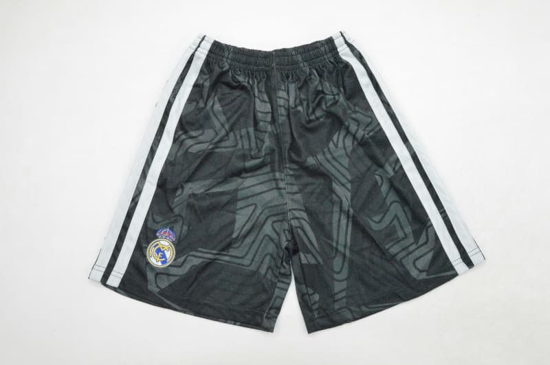 Real Madrid 26/27 Kids Goalkeeper Black Soccer Jersey And Shorts